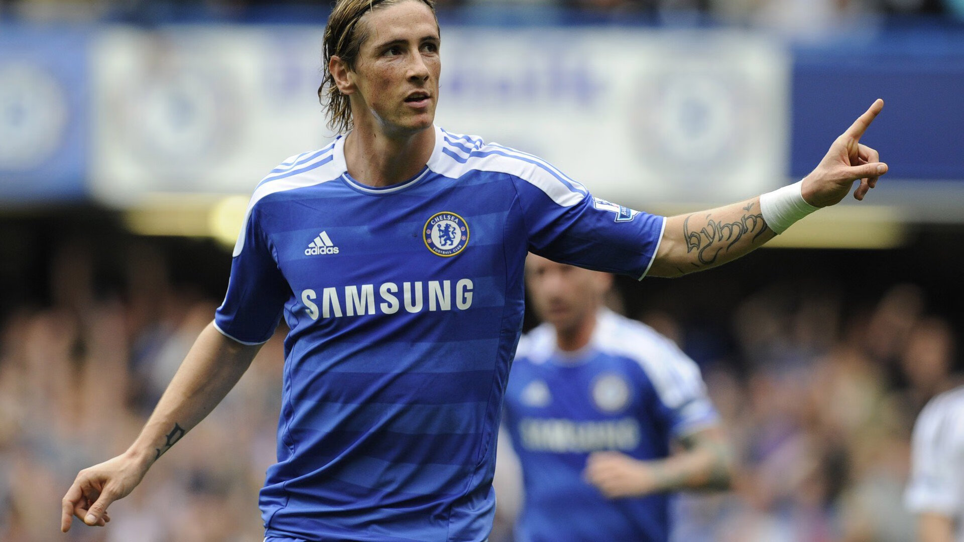 特朗普或开援乌远程武器先河，特朗普愿签署新援助